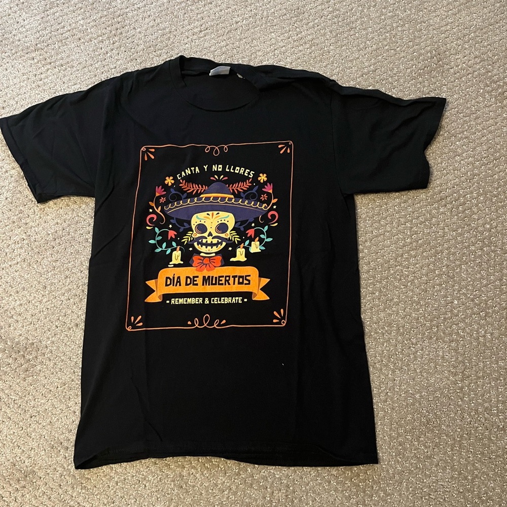 Dia De Muertos Tshirt NWOT